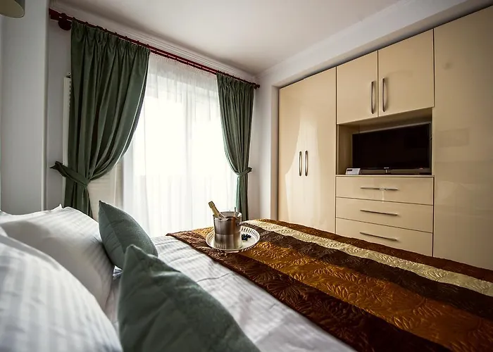 Myosotis مامايا